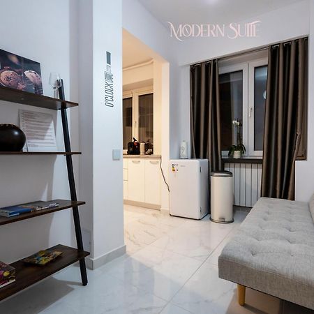 Maera Suites Central Bucureşti Exterior foto