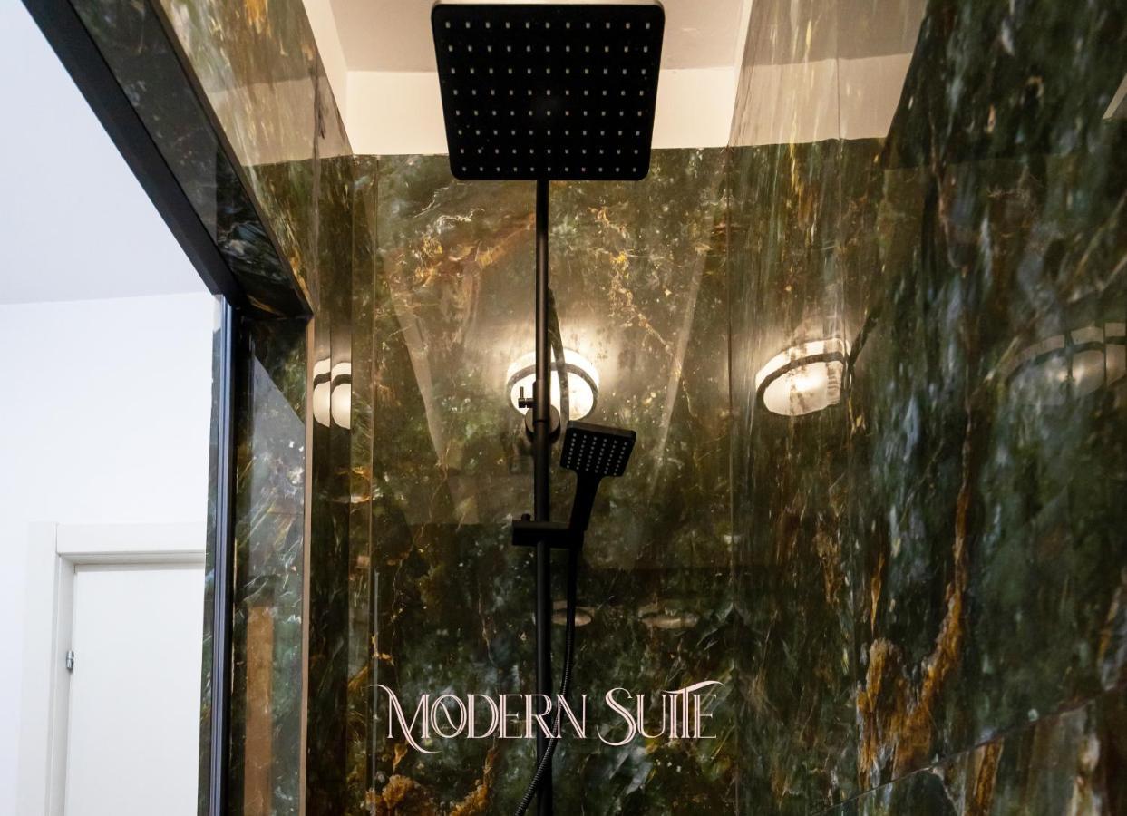 Maera Suites Central Bucureşti Exterior foto